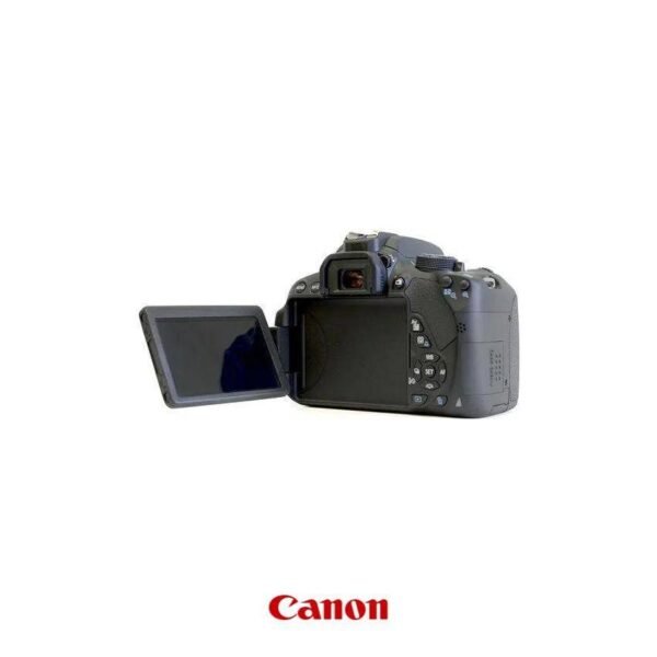CANON EOS 700D DSLR Camera + EF-S 18-135mm f/3.5-5.6 IS STM