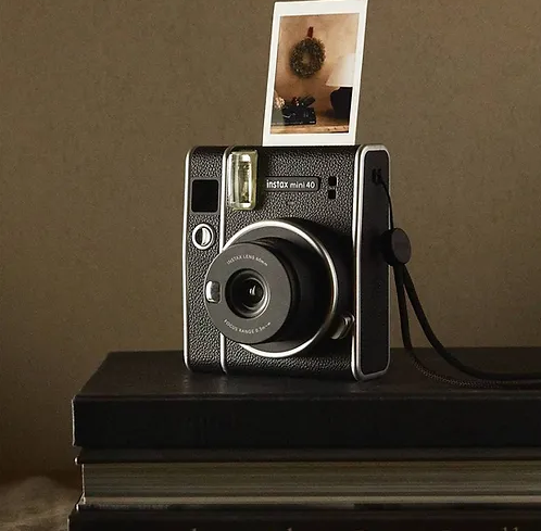 FUJIFILM INSTAX MINI 40 BLACK INSTANT FILM CAMERA