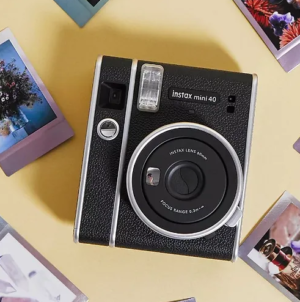 FUJIFILM INSTAX MINI 40 BLACK INSTANT FILM CAMERA