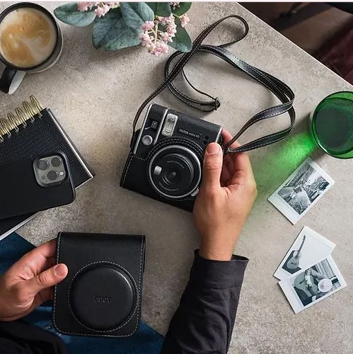 FUJIFILM INSTAX MINI 40 BLACK INSTANT FILM CAMERA